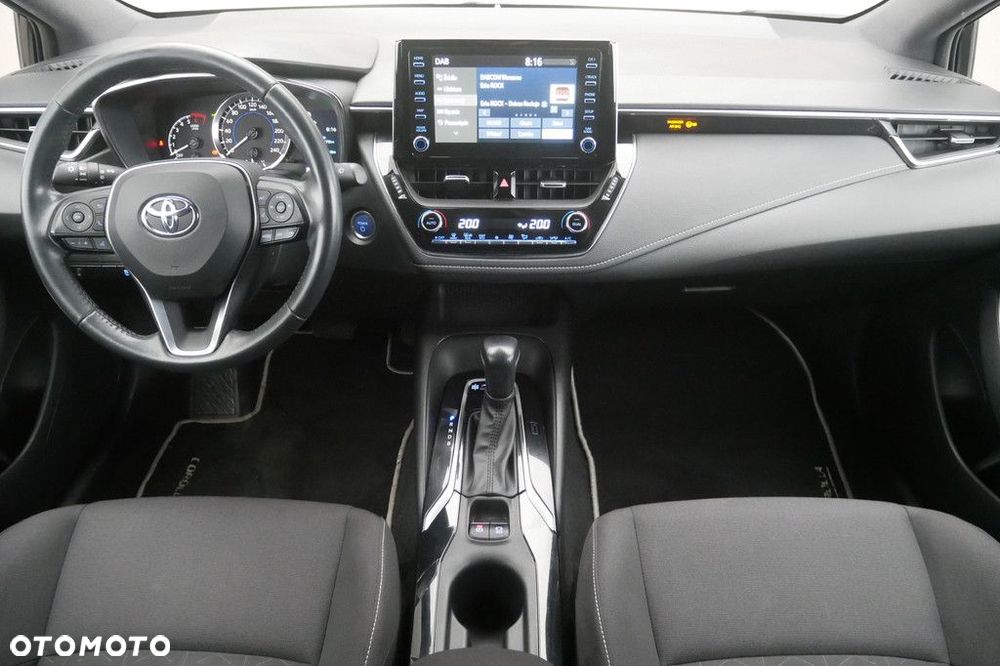 Toyota Corolla - 8