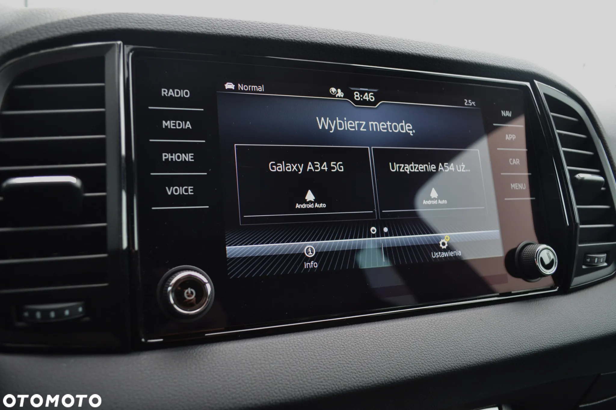 Skoda Karoq 1.5 TSI ACT Sportline DSG - 13