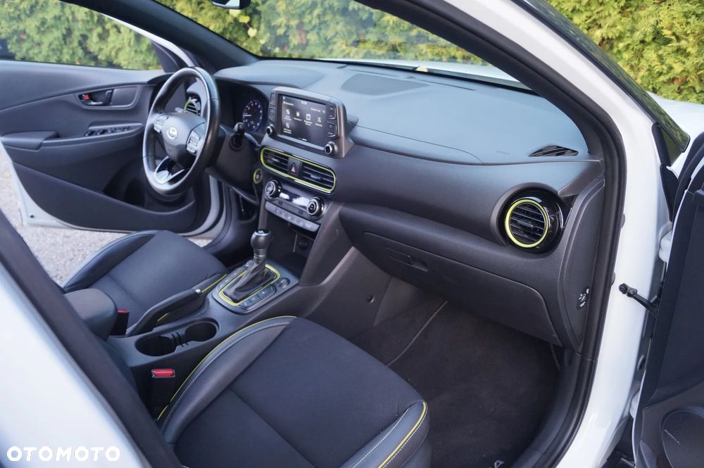 Hyundai Kona - 23