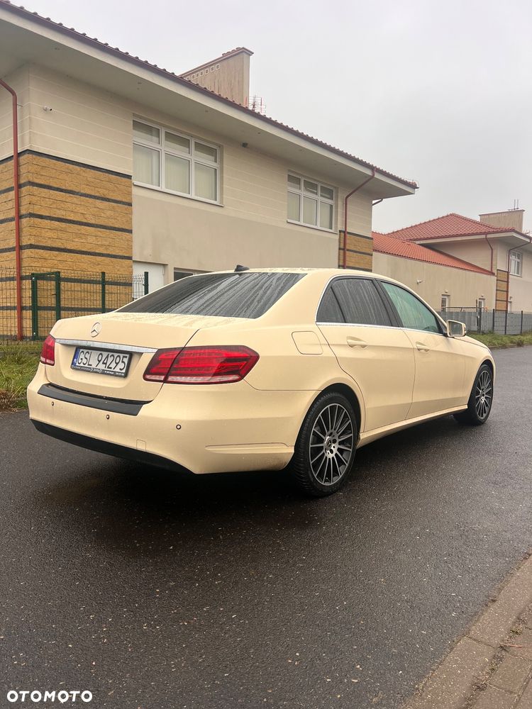 Mercedes-Benz Klasa E 200 BlueTEC 7G-TRONIC Elegance - 6