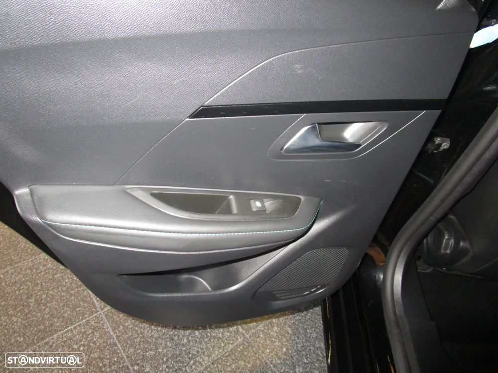 Peugeot e-208 50 kWh Allure Pack - 22