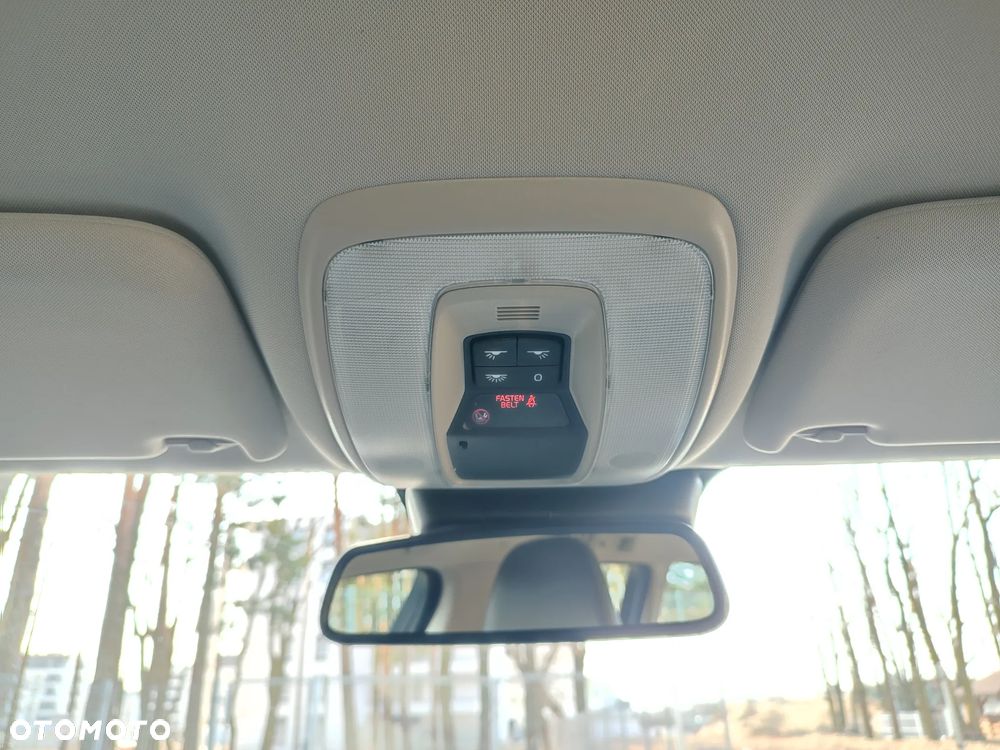 Volvo V70 D4 Geartronic Edition - 26