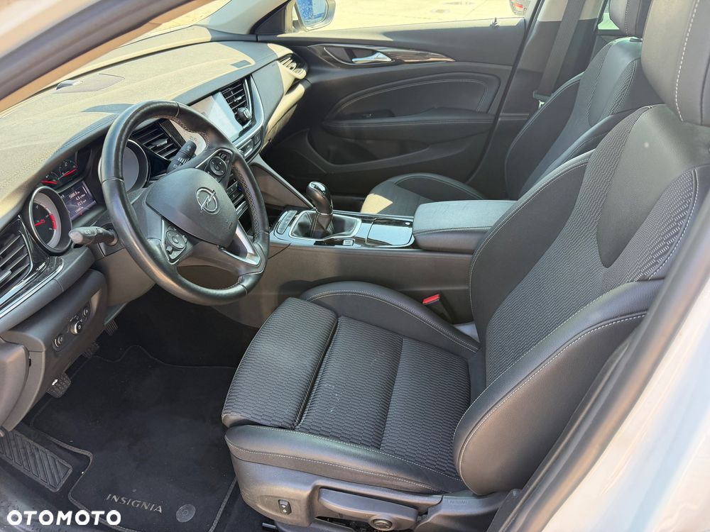 Opel Insignia 1.6 CDTI Innovation S&S - 11