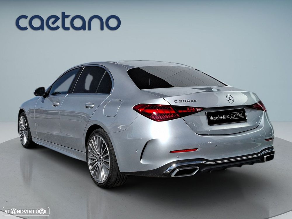 Mercedes-Benz C 300 de AMG Line - 6