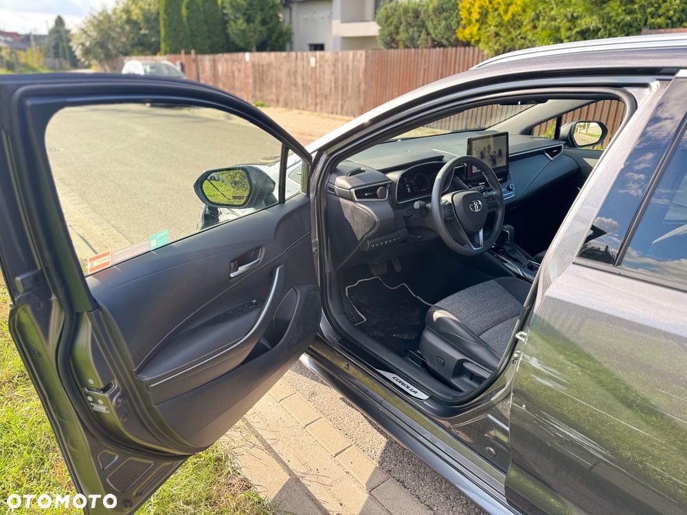 Toyota Corolla 2.0 Hybrid Style - 10
