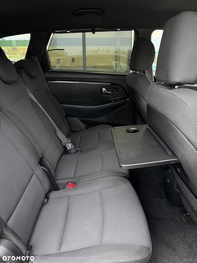 Kia Carens 1.7 CRDi XL 7os - 17