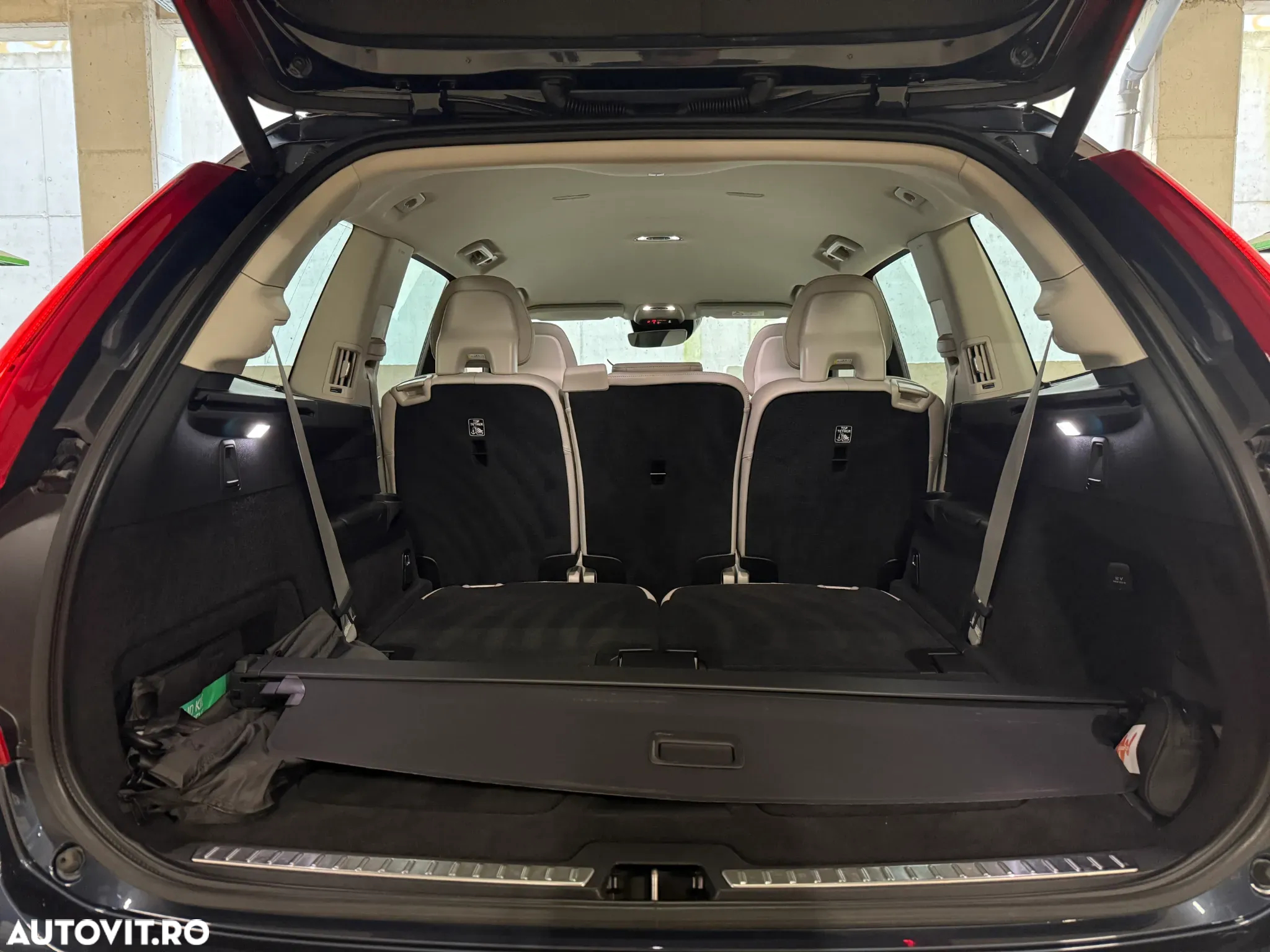 Volvo XC 90 T8 AWD Recharge Geartronic Inscription Expression - 37