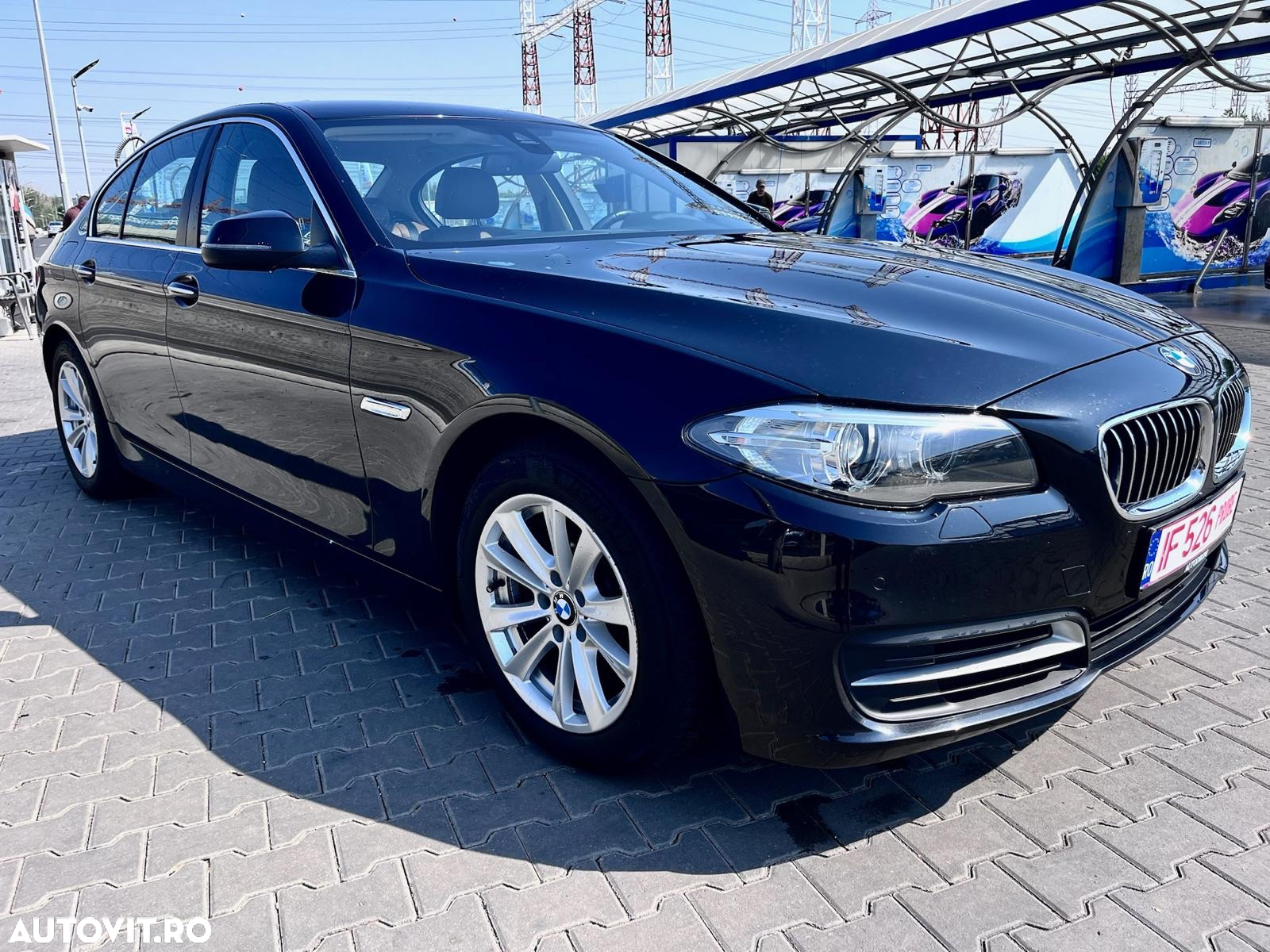 BMW Seria 5 520d Aut. Luxury Line - 4
