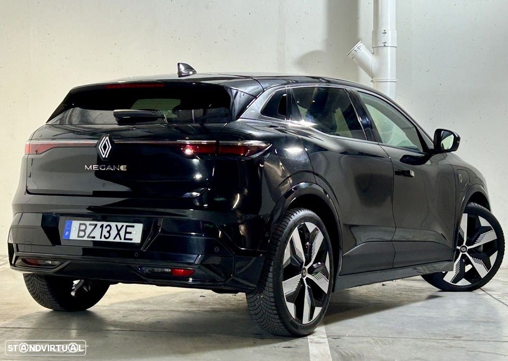 Renault Mégane E-Tech - 4