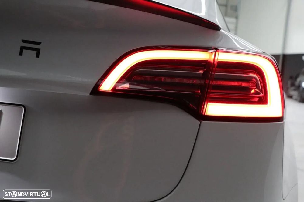 Tesla Model 3 Performance Dual Motor AWD - 6