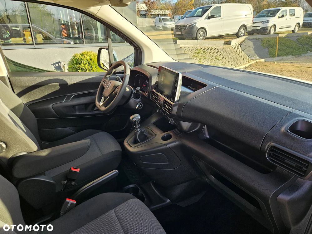 Opel Combo 1.2BENZ 110KM VAN - 7