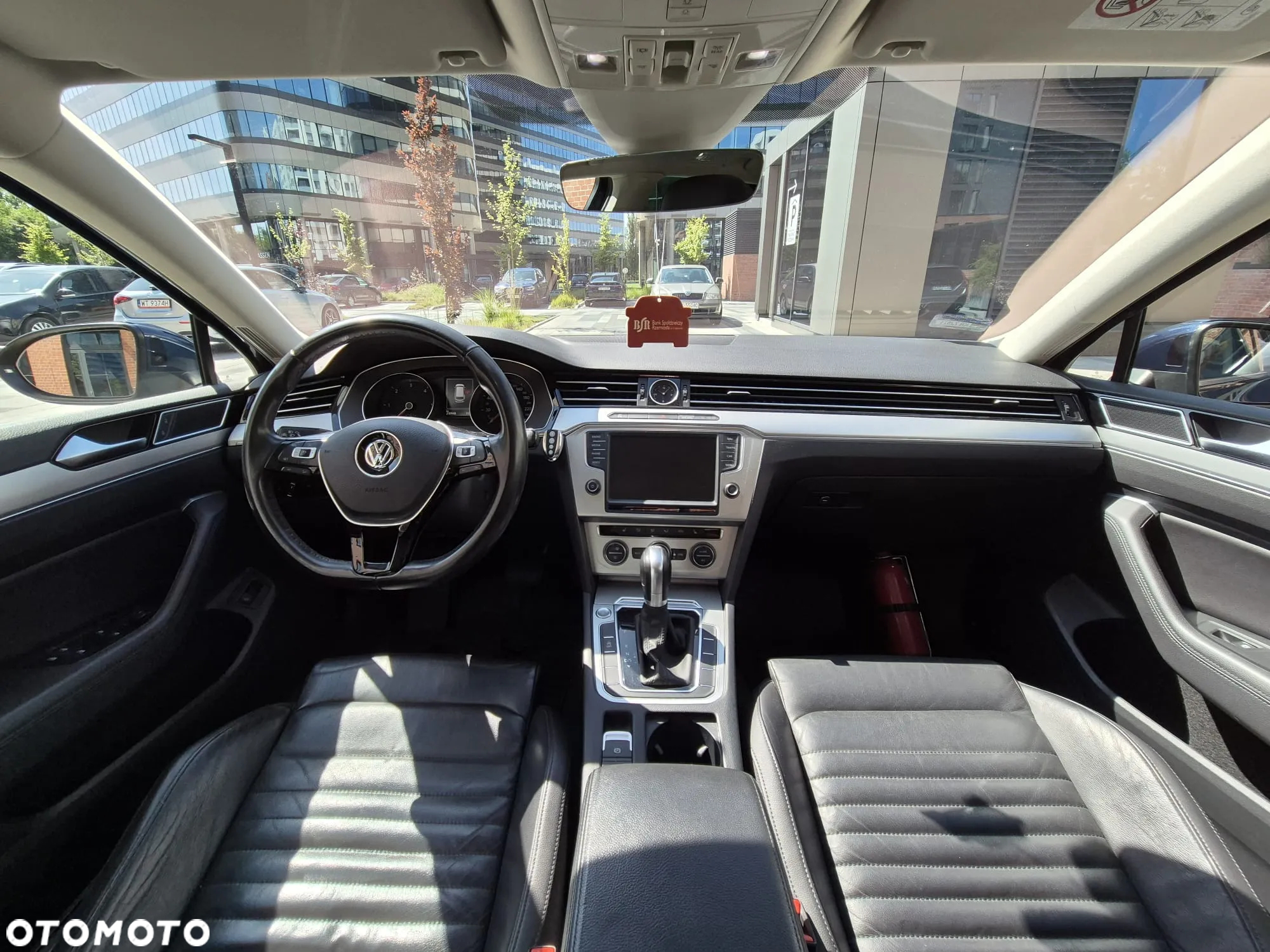 Volkswagen Passat Variant 1.6 TDI (BlueMotion Technology) DSG Comfortline - 12