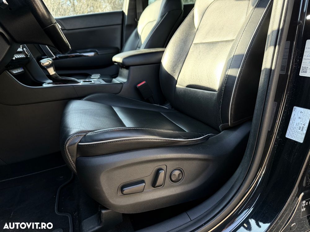 Kia Sportage 1.6 T-GDI AWD DCT GT LINE - 11