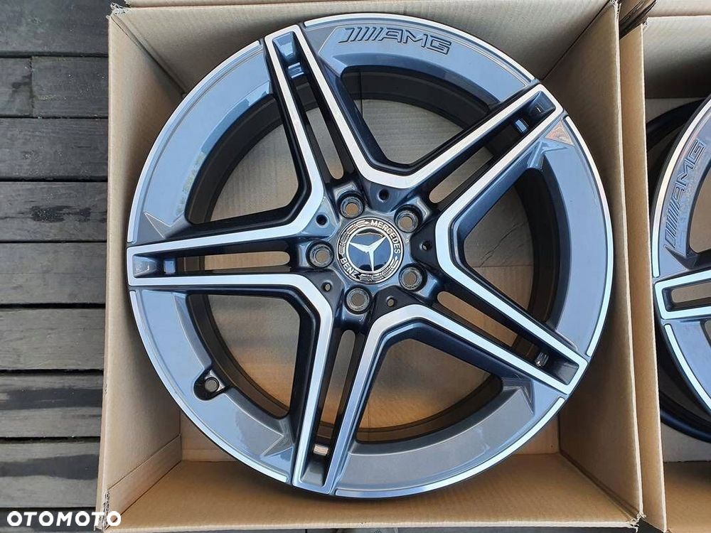 Oryginał felgi 19cali Mercedes AMG GLA GLB V klasa A2474011500 - 3