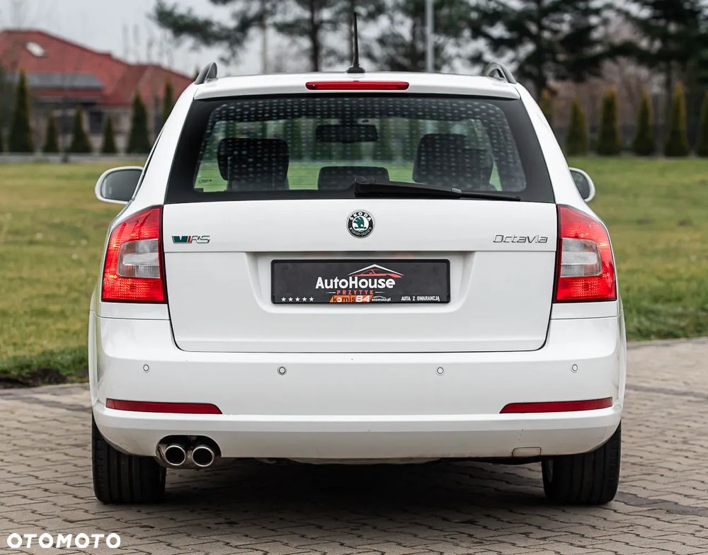 Skoda Octavia 2.0 TDI RS - 9