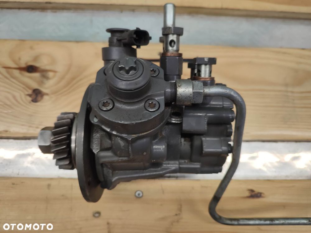 Pompa wtryskowa Valtra N 163 (1204261510) - 4