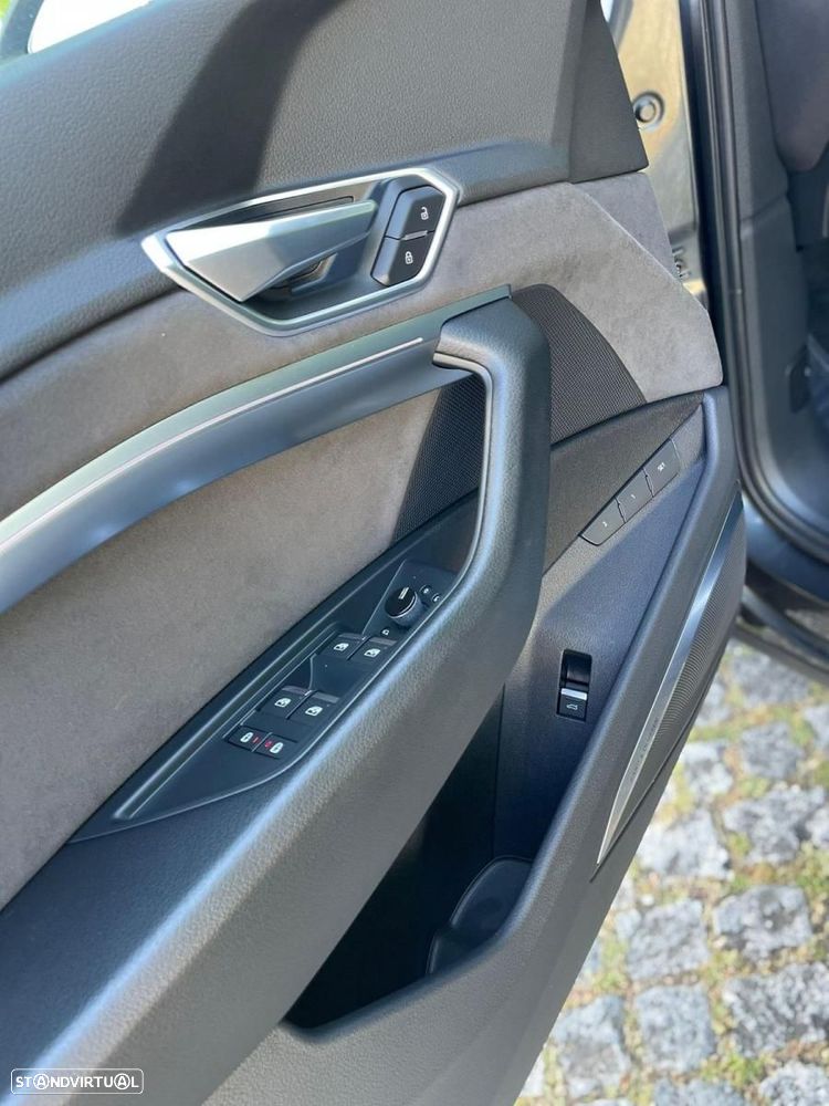 Audi e-tron Sportback 55 quattro S line - 17
