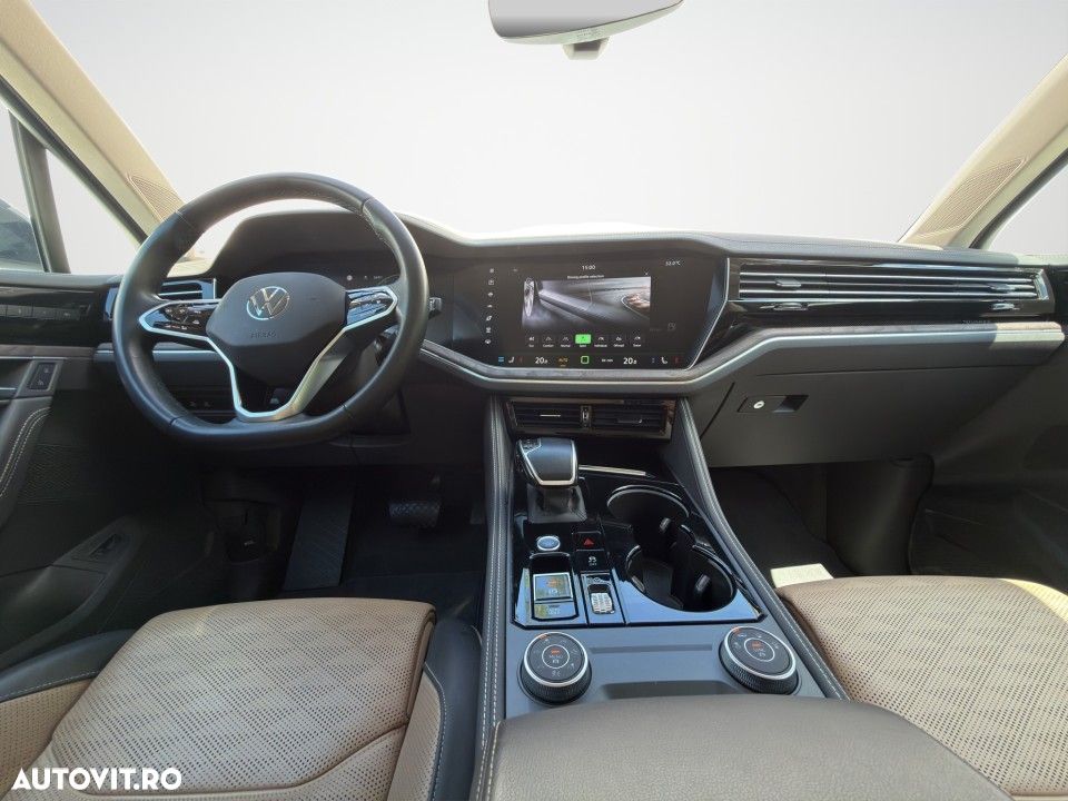 Volkswagen Touareg - 16