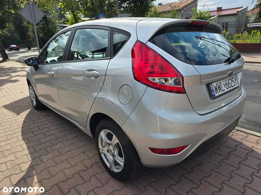 Ford Fiesta - 6
