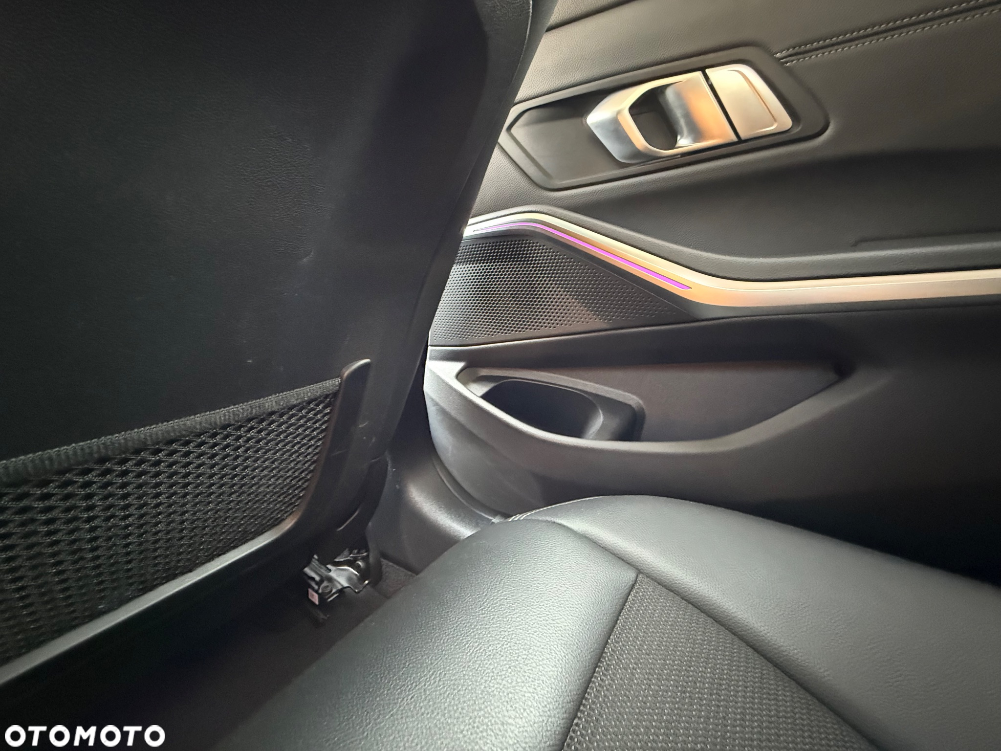 BMW Seria 3 330e PHEV sport - 18