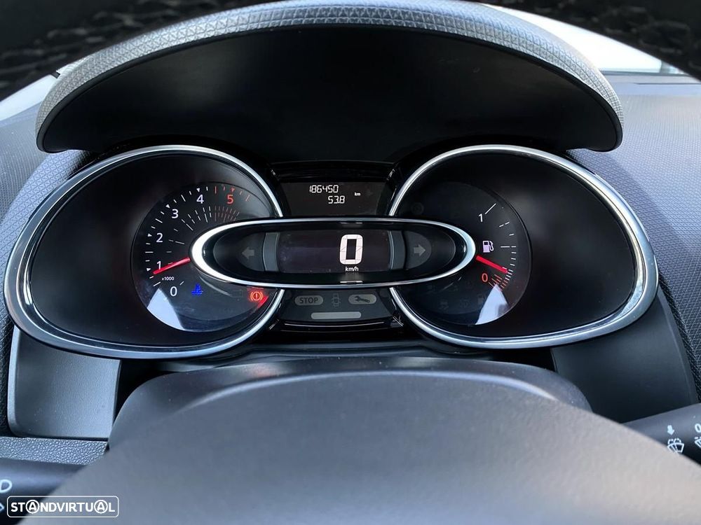 Renault Clio Sport Tourer 1.5 dCi Limited - 26