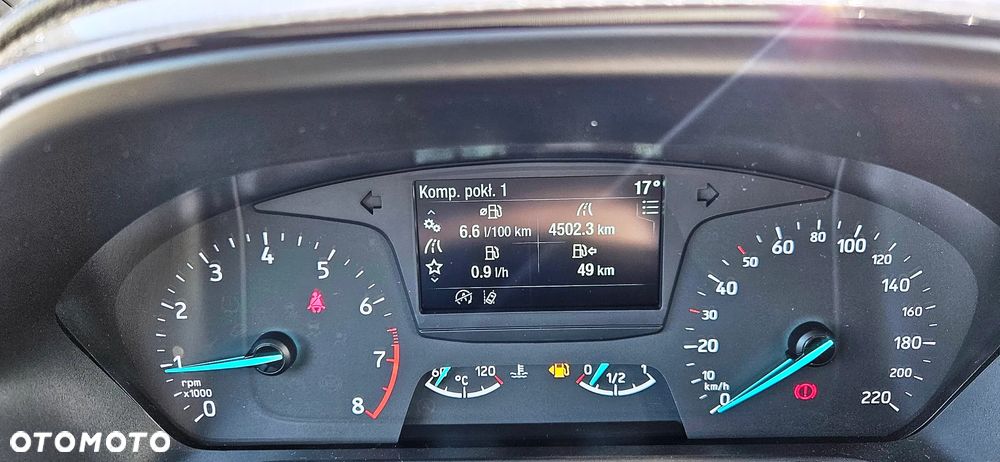Ford Fiesta 1.1 S&S ST-LINE - 28