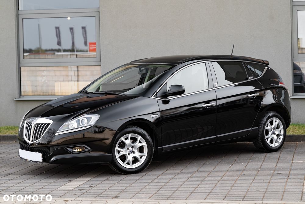 Lancia Delta 1.4 T-Jet Argento Euro5 - 6