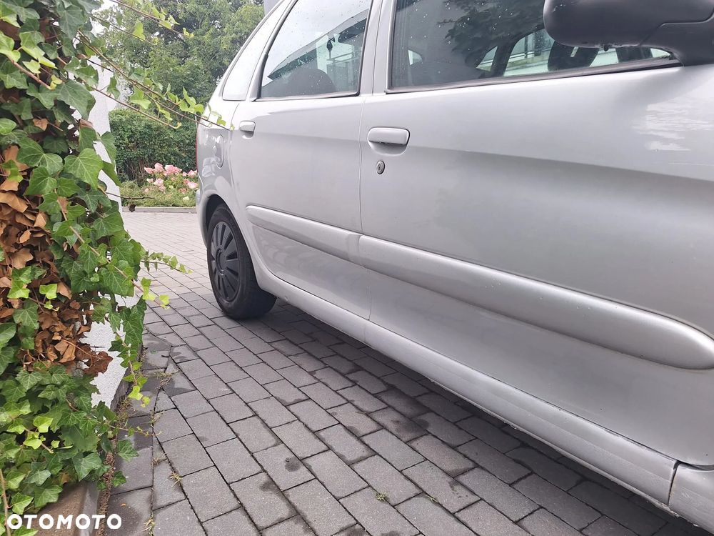 Citroën Xsara Picasso 1.8 16V Control+ (ex) - 4