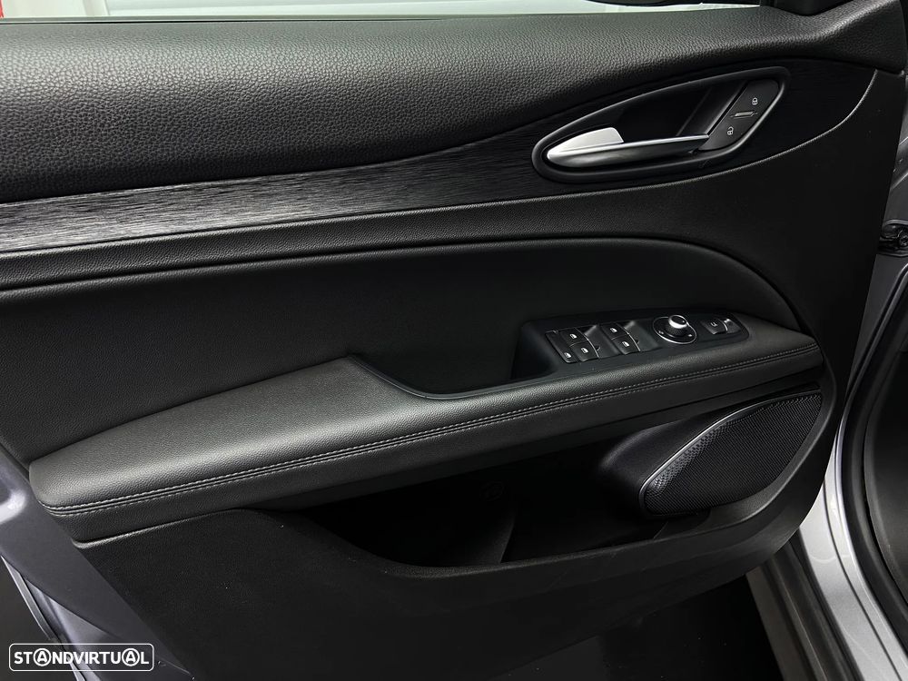 Alfa Romeo Stelvio 2.2 D Super AT8 - 7