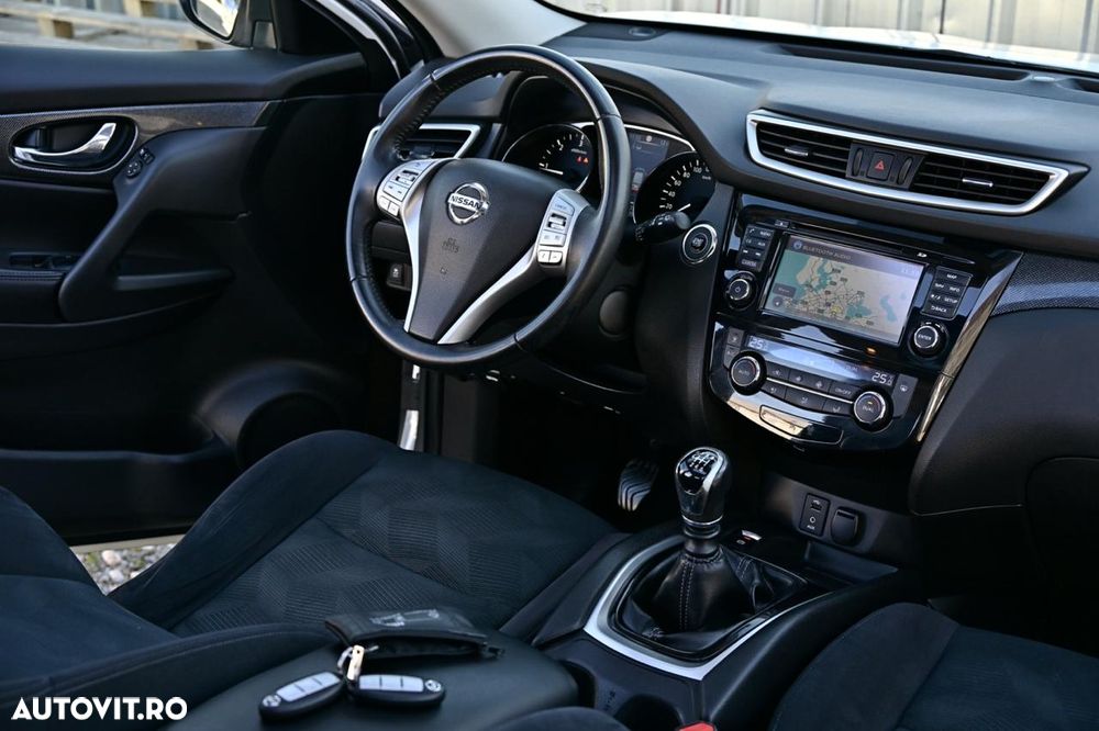 Nissan X-Trail 1.6 dCi ALL-MODE 4x4i Tekna - 12