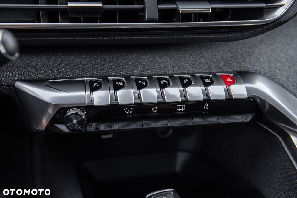 Peugeot 3008 BlueHDi 120 EAT6 Stop & Start Allure - 23