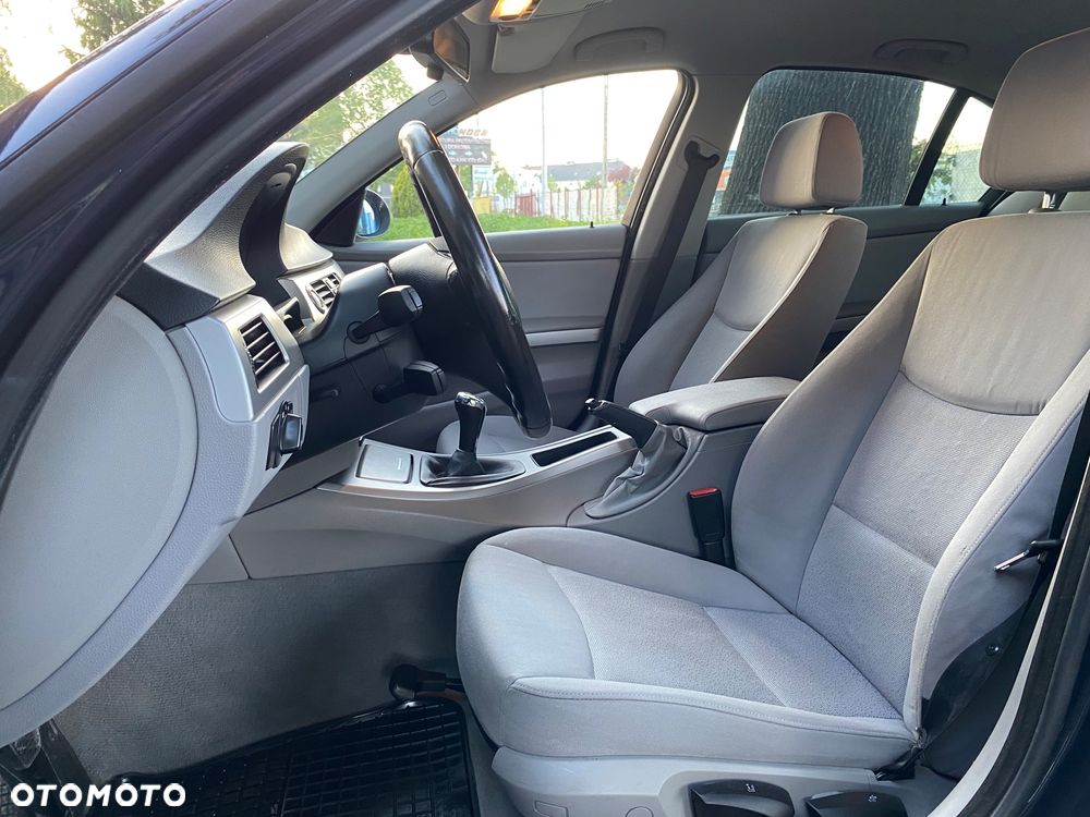 BMW Seria 3 320d - 20