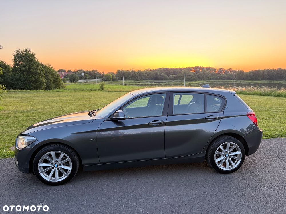 BMW Seria 1 116d Sport Line - 2