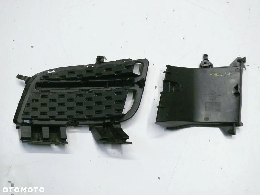 KRATKA ZDERZAKA PRAWA JAGUAR XE GX73 X760 2015 2020 KOMPLET - 2