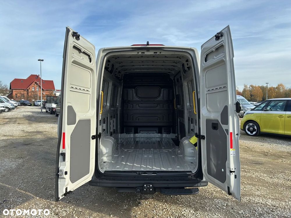 Volkswagen Crafter 35 Furgon AUTOMAT/L3H3, 2.0TDI 177KM, Wysoki dach, r.o. 3640 - 10