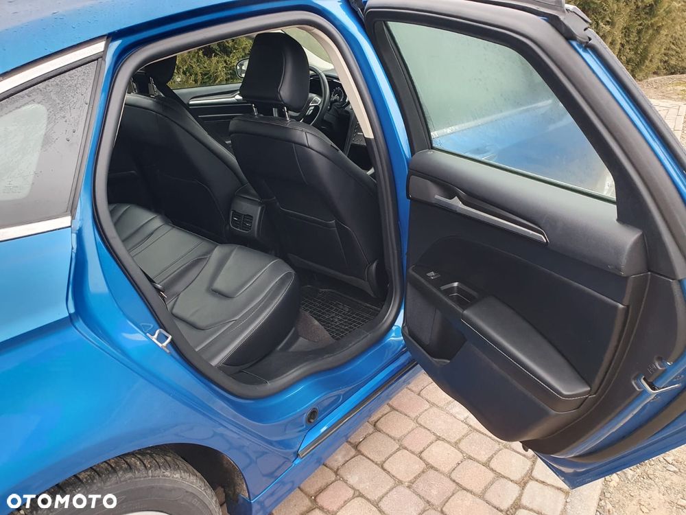 Ford Fusion 2.0 EcoBoost Titanium - 13