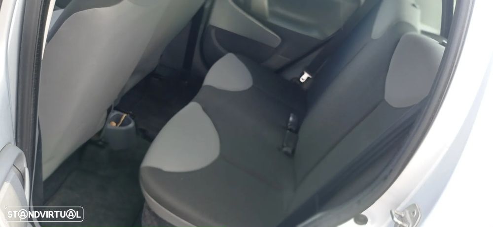 Peugeot 107 - 9