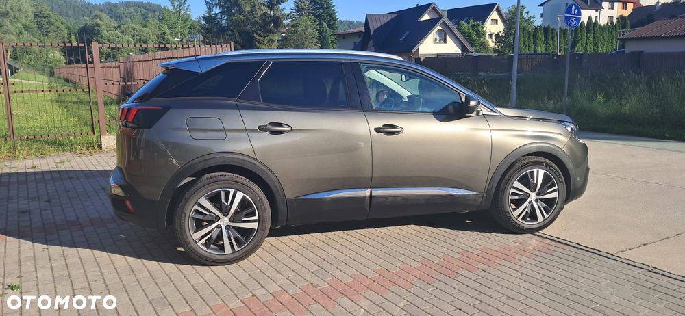 Peugeot 3008 1.2 PureTech Allure S&S EAT6 - 4