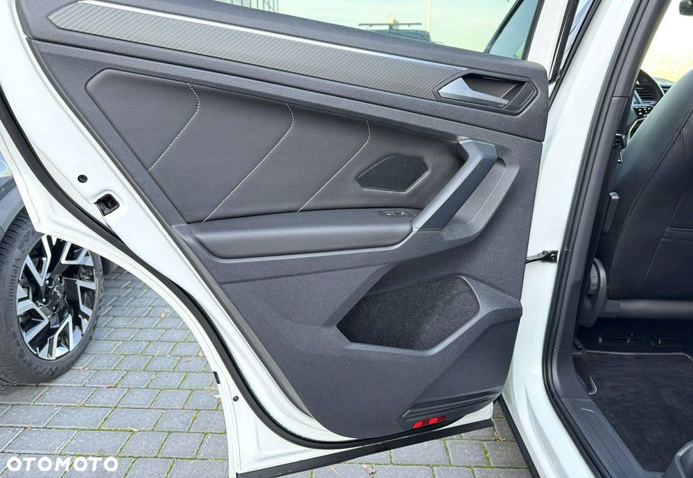 Volkswagen Tiguan - 16