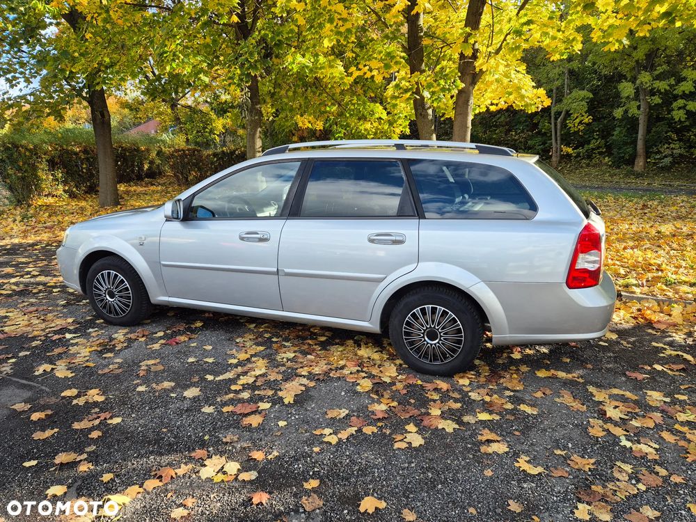 Chevrolet Nubira - 5