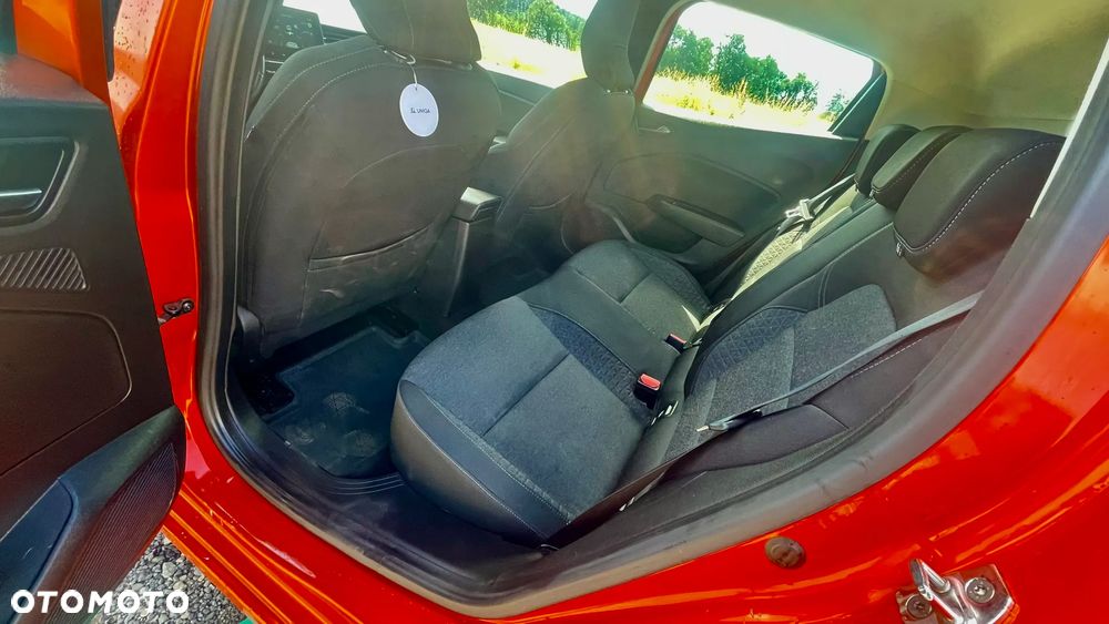 Renault Clio - 19