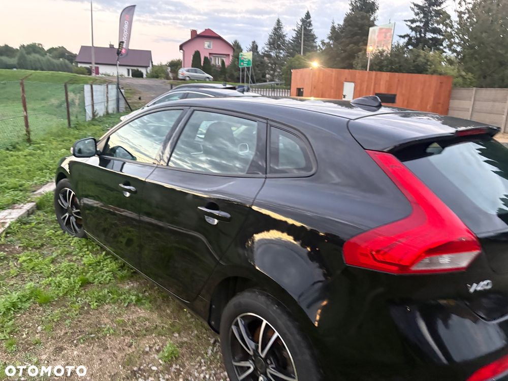 Volvo V40 D2 Drive-E SCR Momentum - 9