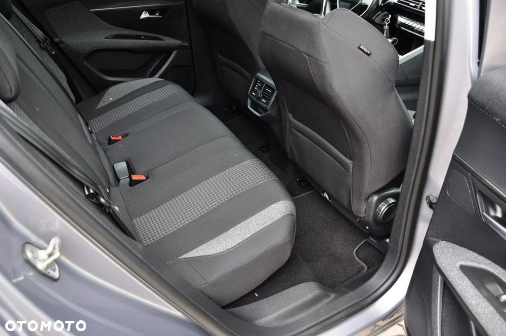 Peugeot 3008 - 26