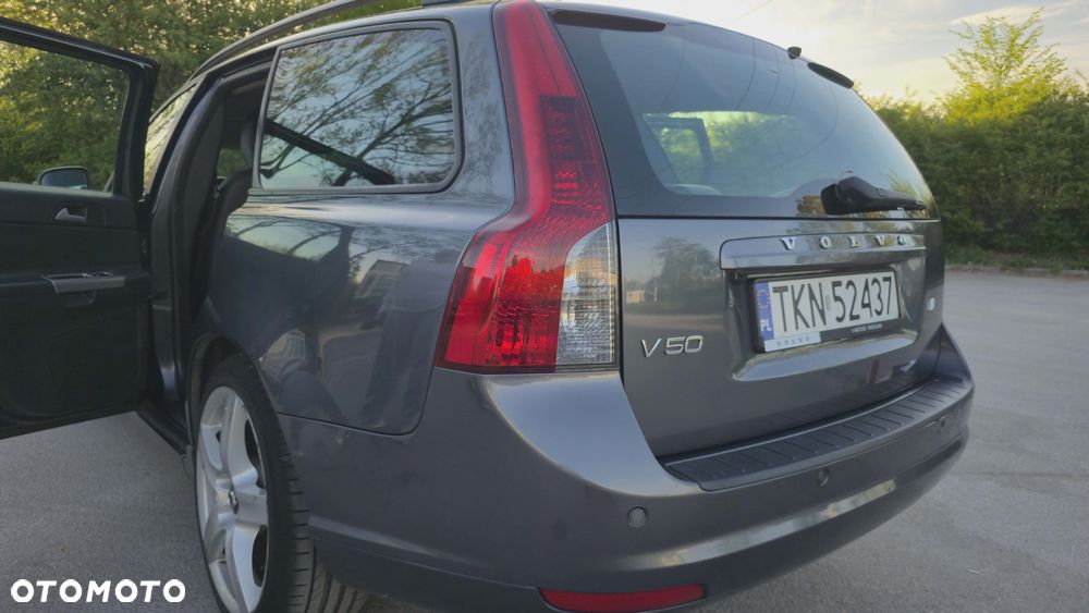 Volvo V50 1.6D DPF DRIVe Momentum - 7