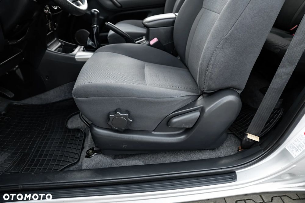 Toyota RAV4 1.8 VVT-i Luna 2WD - 27