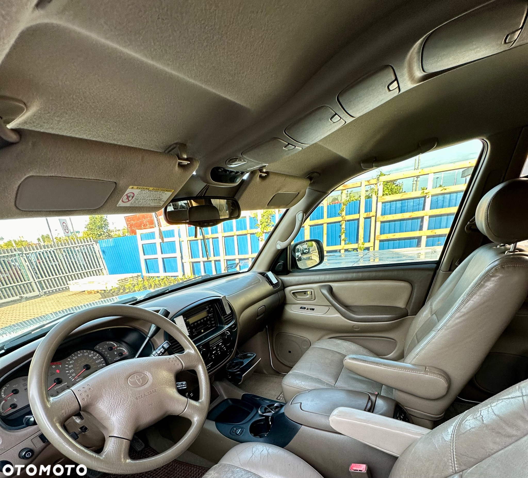 Toyota Sequoia - 7