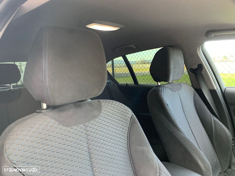 BMW 118 d Pack M Auto - 10