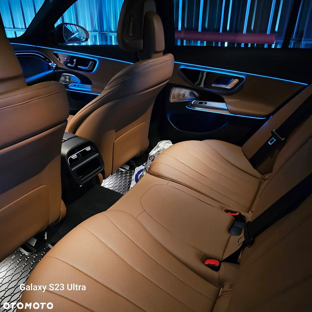 Mercedes-Benz Klasa E 200 Exclusive - 36