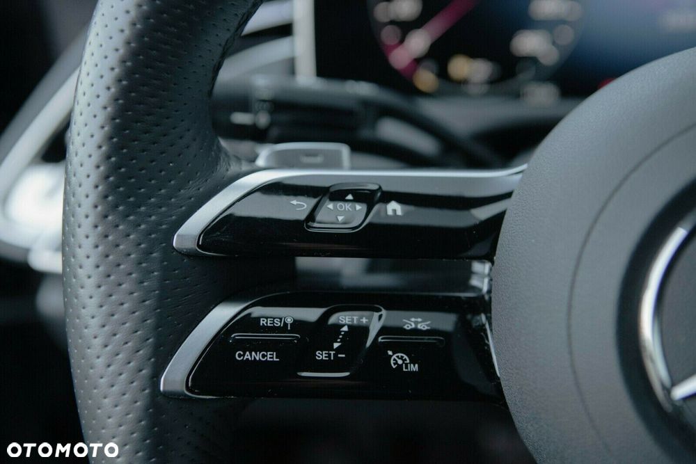 Mercedes-Benz Klasa E - 22