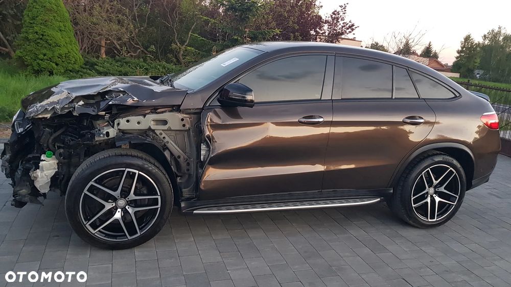 Mercedes-Benz GLE 350 d 4Matic 9G-TRONIC Exclusive - 5